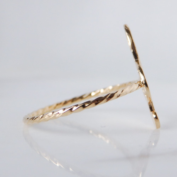 音楽モチーフ・ト音記号リング｜極細ツイスト・ゴールド・華奢デザイン・プレゼントにも 3枚目の画像