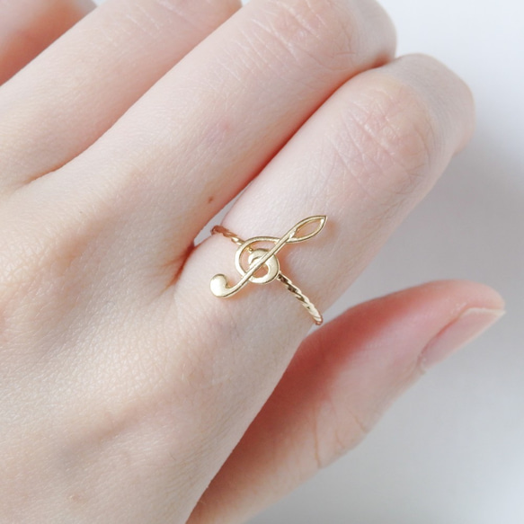 音楽モチーフ・ト音記号リング｜極細ツイスト・ゴールド・華奢デザイン・プレゼントにも 6枚目の画像