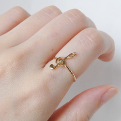 音楽モチーフ・ト音記号リング｜極細ツイスト・ゴールド・華奢デザイン・プレゼントにも 7枚目の画像