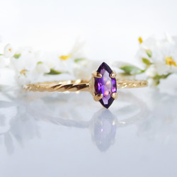 透明な葡萄酒の滴＊アメジスト華奢ツイストリング（真鍮・K18メッキ）マーキスカット3×6mm・2月誕生石　サイズオーダー 9枚目の画像
