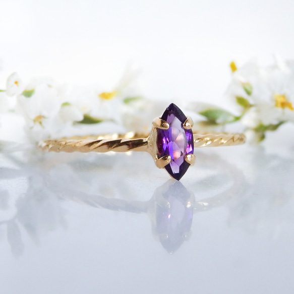 透明な葡萄酒の滴＊アメジスト華奢ツイストリング（真鍮・K18メッキ）マーキスカット3×6mm・2月誕生石　サイズオーダー 9枚目の画像