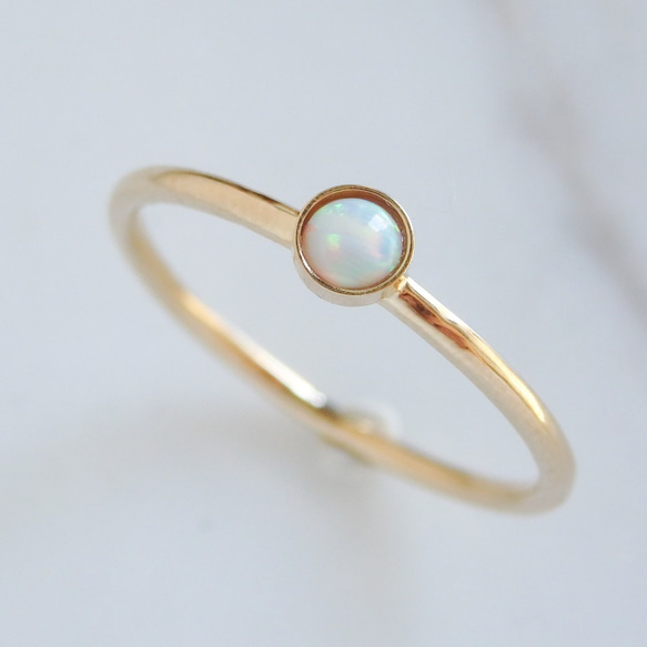シンセティックホワイトオパールリング/10月誕生石/サイズオーダー可/華奢デザイン/18金仕上げ 8枚目の画像