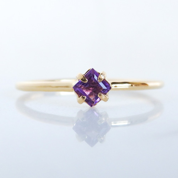 紫色の輝きを宿すアメジスト華奢スクエアリング｜シルバー925（K18ゴールドコーティング／ニッケルフリー) 5枚目の画像