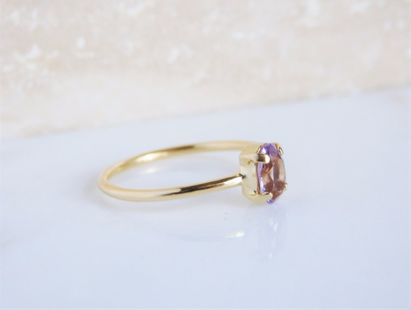【ライトアメジストリング・2月誕生石・オーバルカット・シルバー925】優雅なパープルが指先を彩る天然石リング　華奢リング 5枚目の画像