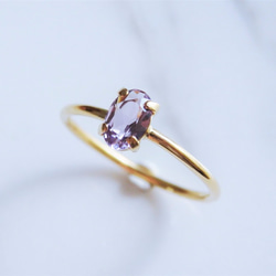 【ライトアメジストリング・2月誕生石・オーバルカット・シルバー925】優雅なパープルが指先を彩る天然石リング　華奢リング 6枚目の画像