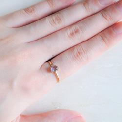 【ライトアメジストリング・2月誕生石・オーバルカット・シルバー925】優雅なパープルが指先を彩る天然石リング　華奢リング 7枚目の画像