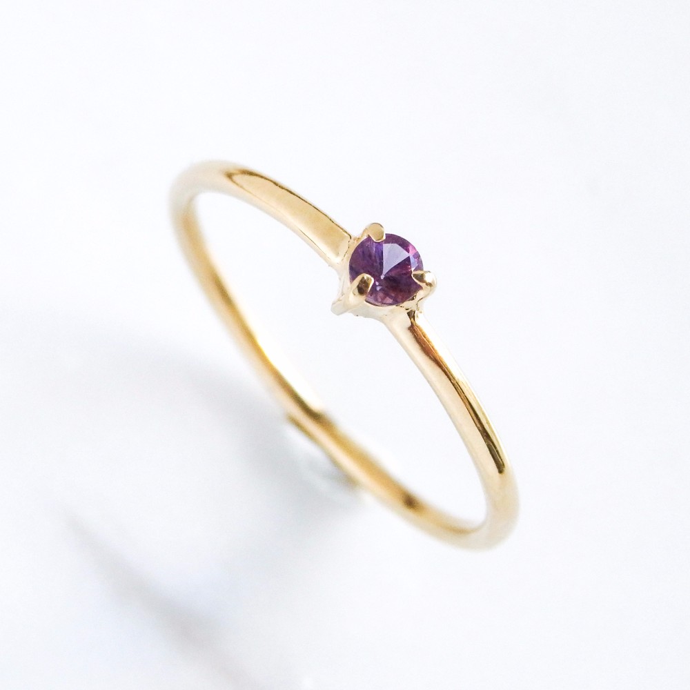 アメジストリング・ラウンドカット2.5㎜・プレーンタイプ｜真鍮・華奢リング・2月誕生石　サイズオーダー可　重ね付け