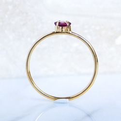 ロードライトガーネットリング・スクエアカット・フューシャピンクの華奢天然石リング　1月誕生石　サイズオーダー可 6枚目の画像