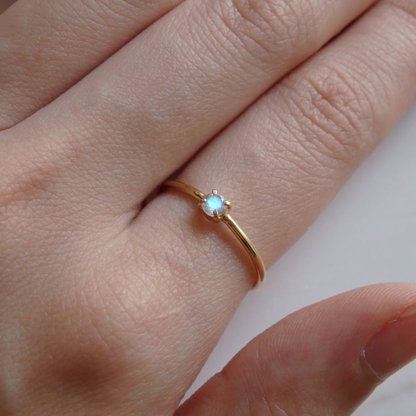 月光の詩＊ロイヤルブルームーンストーン華奢リング・シルバー925（18金イエローゴールドメッキ）6月誕生石 3枚目の画像