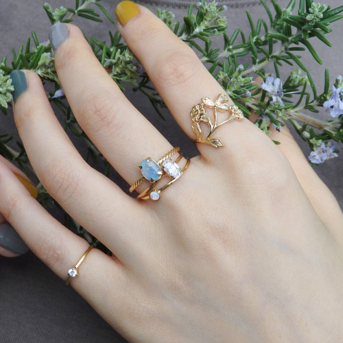 シンプル 花束リング（フラワーモチーフ）｜真鍮 K18コーティング