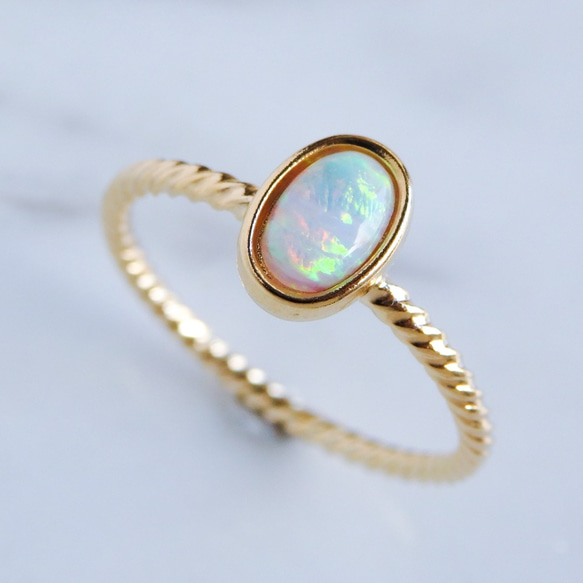 ホワイトオパール K18 オーバルカットリング 10号相当　昭和レトロ ホワイトオパール K18 オーバルカットリング 10号相当 昭和レトロ