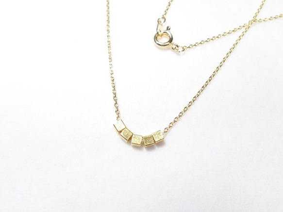 □小さなキューブネックレス ネックレス・ペンダント liberta