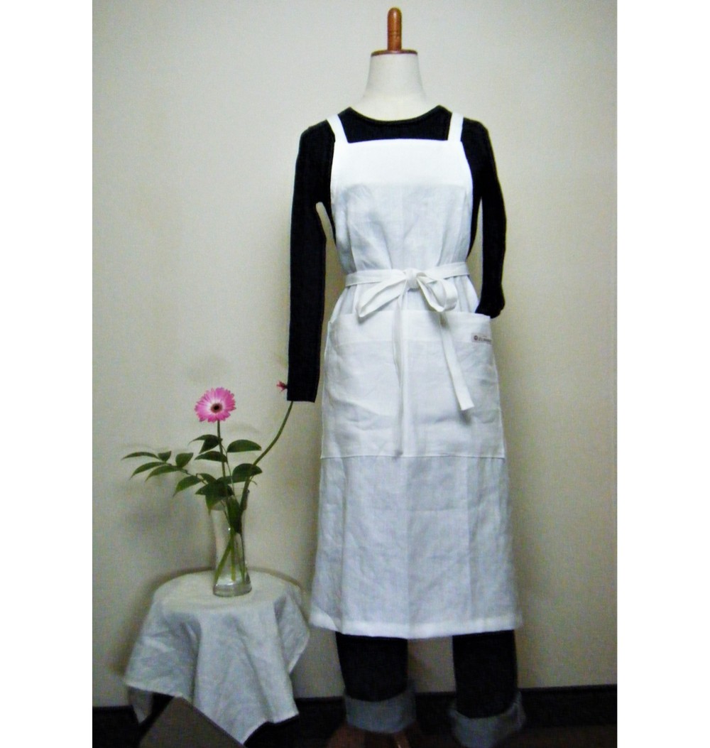 Merci 100%リネン エプロン ホワイト　新品未使用 Merci 100%リネン エプロン ホワイト 新品未使用 Merci 100