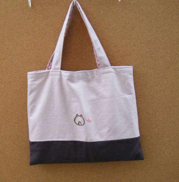 小さいうさぎ刺繍バッグ（横、ピンク） 2枚目の画像