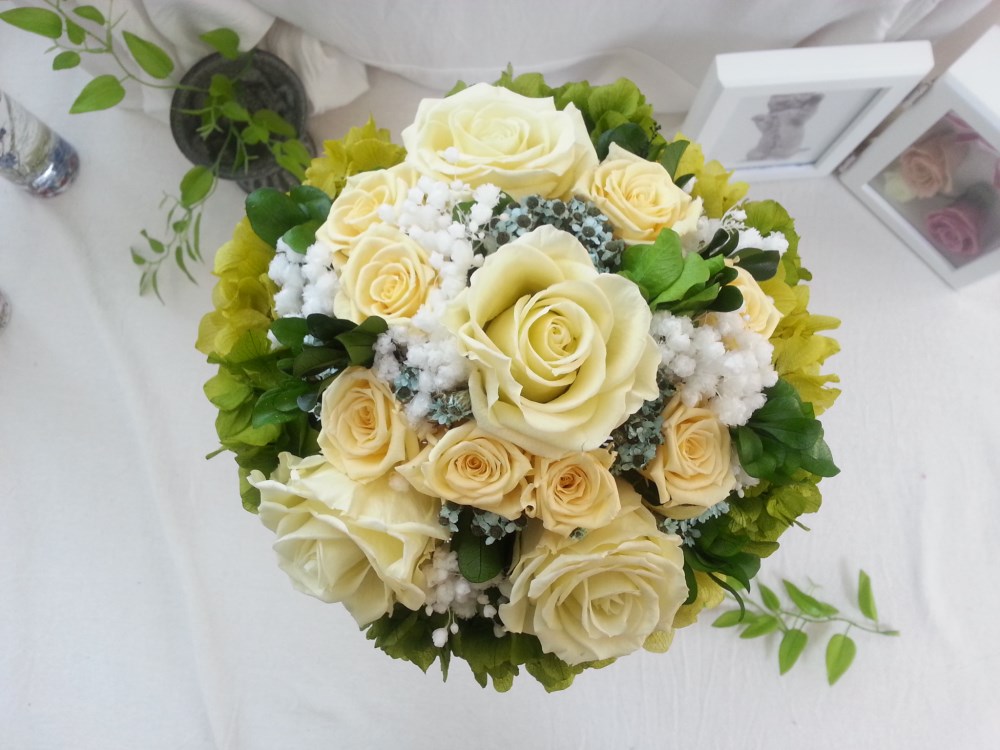 オールプリザーブドフラワーのブーケ