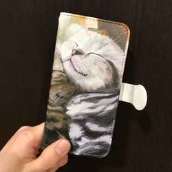 二匹のおやすみこねこ手帳型スマホケース 3枚目の画像