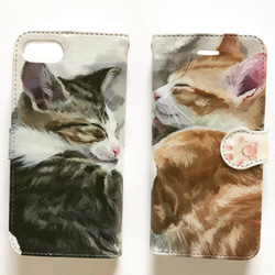 幸せそうな添い寝こねこ手帳型スマホケース 2枚目の画像