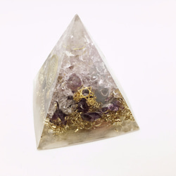 オルゴナイト　アメジスト×水晶　ピラミット型 2枚目の画像