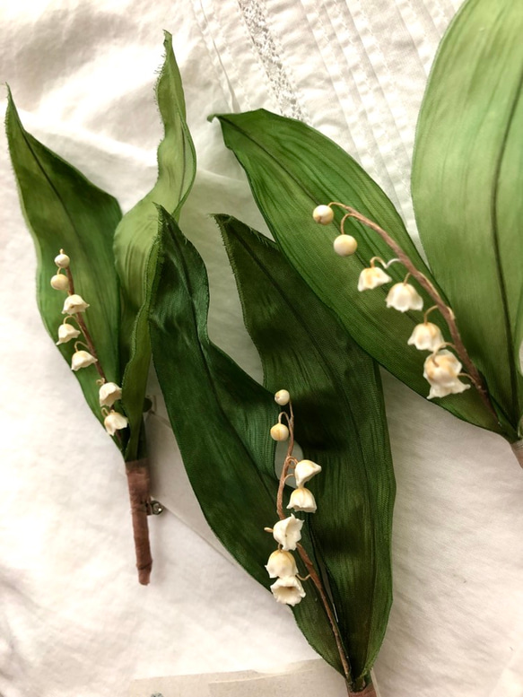 SALE  (送料込)  布花 muguet  すずらん の コサージュ 5枚目の画像