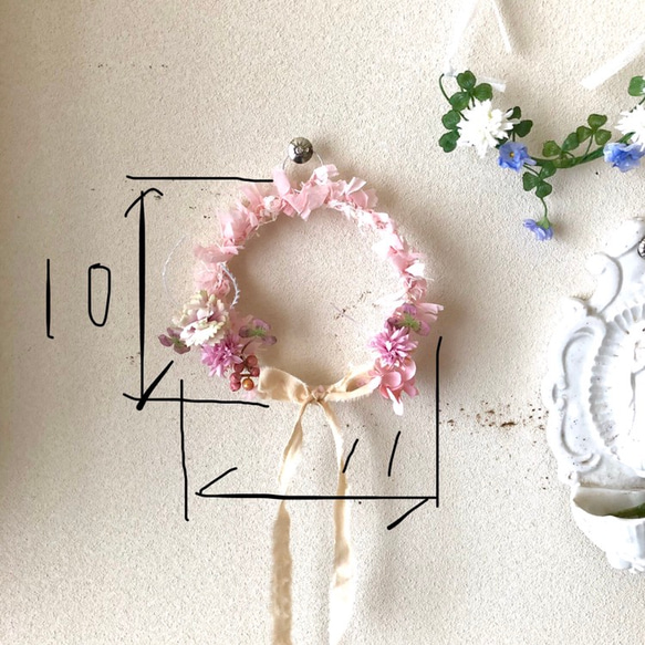 SALE (送料込 )  布花 pinkの mini wreath 3枚目の画像