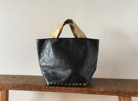 良品 ソメスサドル 3310 トートバッグ ゴールド金具 ターンロック レザー 幸運のモチーフ輝くレザートート｜オルターに新作登場 | ソメスサドル