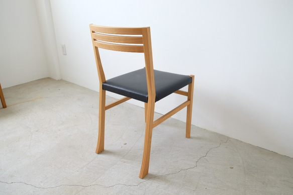 chair #5 本革 -ダイニングチェア- 3枚目の画像