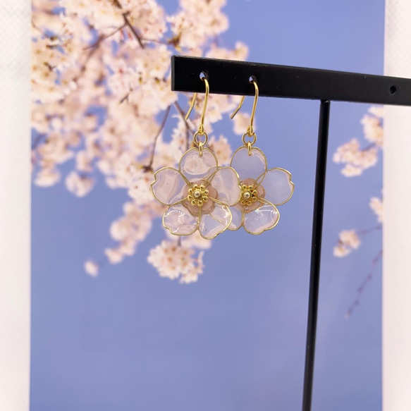 桜の花のピアス/イヤリング2 2枚目の画像