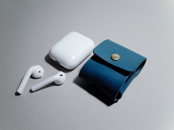 AirPods 皮革保護套 / 耳機保護殼 / 收納皮套 (13色/免費刻字) 第2張的照片