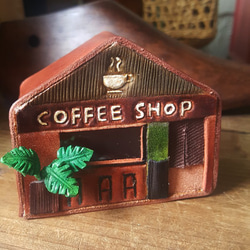 レトロなコーヒーショップかわいい小さな家純粋な牛革コイン/現金収納ボックス 2枚目の画像