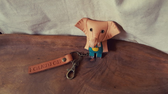 可愛大象純牛皮鑰匙圈- 可刻字(生日、情人送禮) 第5張的照片