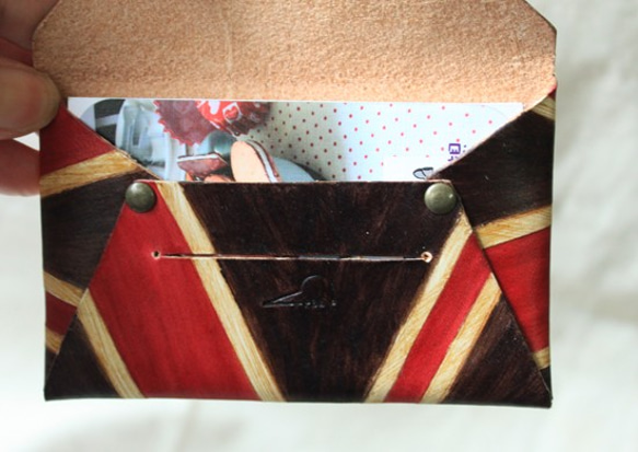私藏微笑復古英國風純牛皮名片夾- 可刻字 焦茶色(限量款) 第3張的照片