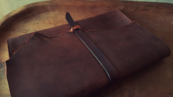 客製個性深咖色純牛皮手拿包 - 可刻字 (訂做情人、生日送禮) 第3張的照片