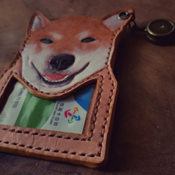 客製寵物柴犬狗兒純牛皮伸縮識別證卡夾- 背面可刻字(生日、情人送禮) 第3張的照片