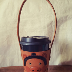 豬寶焦糖色咖啡飲料環保純牛皮杯套 隨行杯 提袋 (情人、生日送禮) 第2張的照片