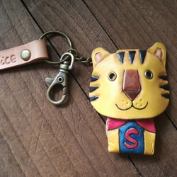可愛老虎超人裝純牛皮鑰匙圈  可刻字 ( 情人、生日送禮) 第1張的照片