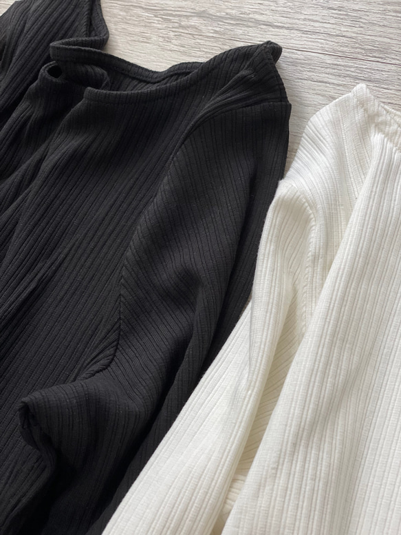 2色セット 二の腕隠しのリブニットTシャツ　五分袖（白/黒） 2枚組 16枚目の画像