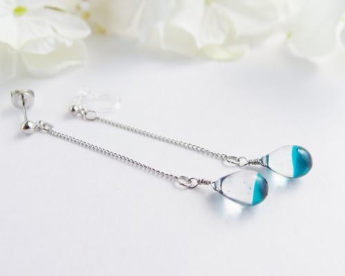 1173】雫形 ガラスビーズのピアス／イヤリング