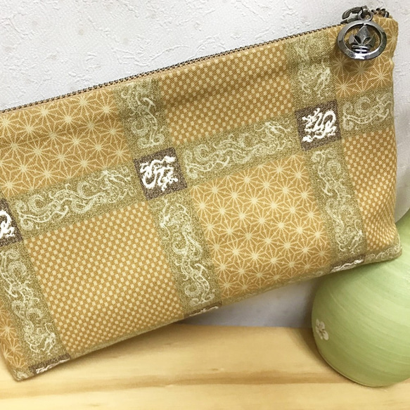 Dragon  - cosmetic zipper  pencil bag 2枚目の画像