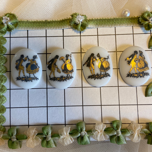 ヴィンテージ・カメオ＊陶器・カボション・コロニアルカップル4個組