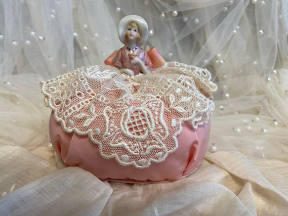 ハーフドール　ピンクッション　ピンク ハーフドールのピンクッション・レディ・サーモンピンク その他