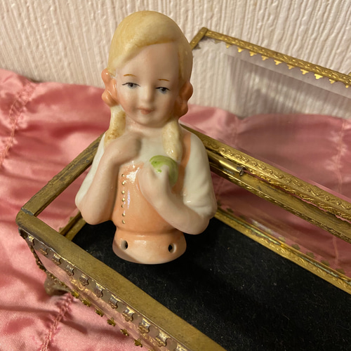 再販】ハーフドール 【 忘れな草ちゃん 】 磁器 人形 レース ドール 