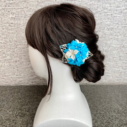 浴衣に♡ つまみ細工 紫陽花のヘアクリップ   水色　*コサージュ *七五三 *ゆかた *アジサイ *花嫁 3枚目の画像