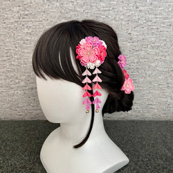 七五三に♡ 桜ブーケのヘアクリップ +Uピン３本set 　 *つまみ細工 *髪飾り *卒業式 *着物 *和装 *3歳 2枚目の画像