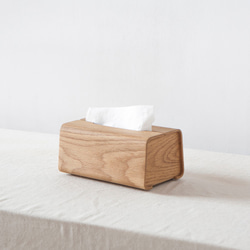 Tetrad 手工木製面紙盒L∣黑胡桃/白橡木 第3張的照片