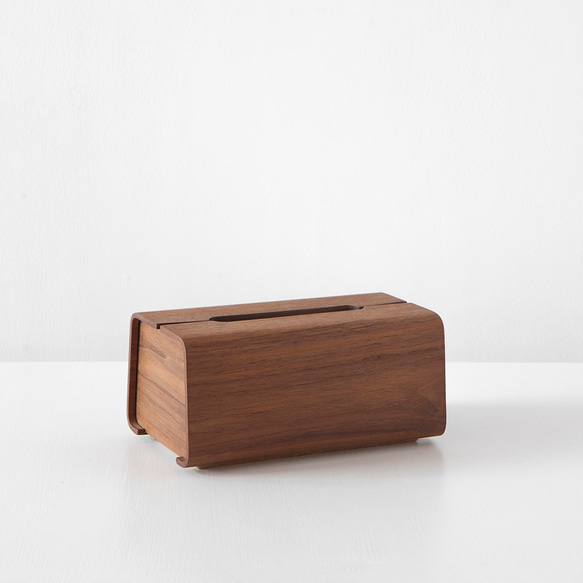 Tetrad 手工木製面紙盒L∣黑胡桃/白橡木 第6張的照片