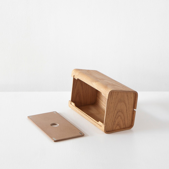Tetrad 手工木製面紙盒L∣黑胡桃/白橡木 第7張的照片