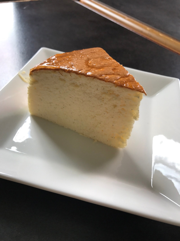 スフレチーズケーキ18cm 3枚目の画像