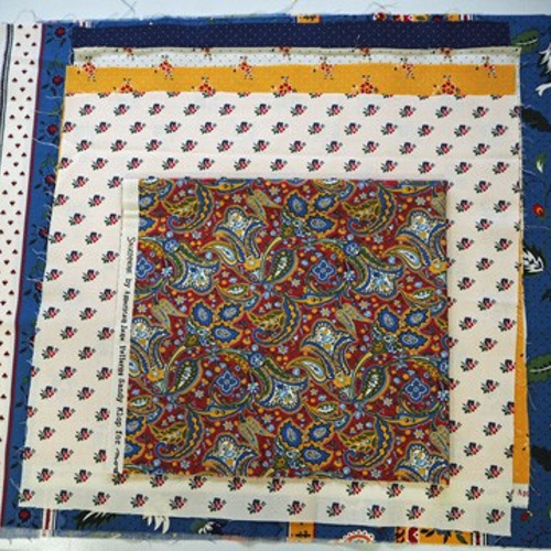 パネル生地　ラモちゃん モラ刺繍のファブリックパネルが2種類入荷しました。 モラとは