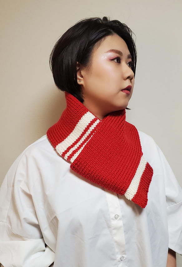 Sold☆【クリスマスギフト】鮮やかな赤にホワイトボーダー/リブ編み