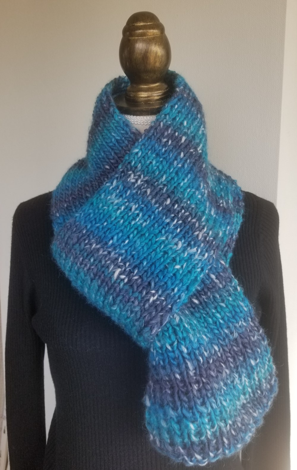 E78M【クリスマスギフト】冬空に映えるターコイズブルー系メランジ/柔かくあたたかいロングマフラー【送料無料】